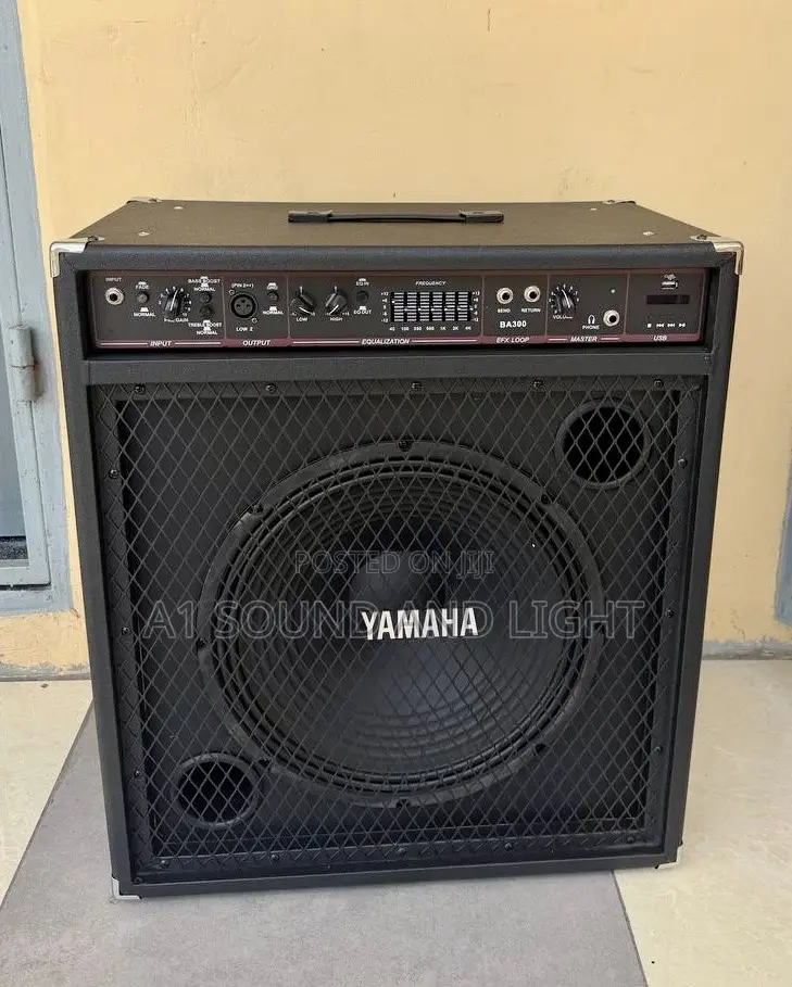 Yamaha Ba300 Bass Guitar Combo