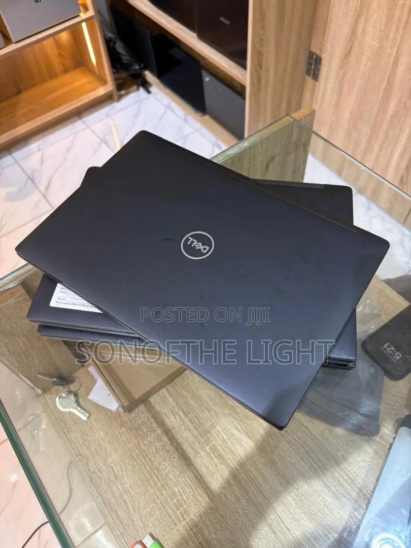New Laptop Dell Latitude 7490 16GB Intel Core i7 SSD 256GB