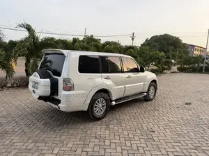 Mitsubishi Pajero 3.0 2011 White