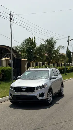 Kia Sorento 2018 Silver