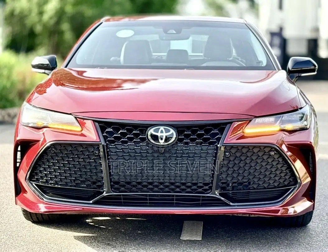 Toyota Avalon Touring FWD Sedan (3.5L V6 8A) 2019 Red