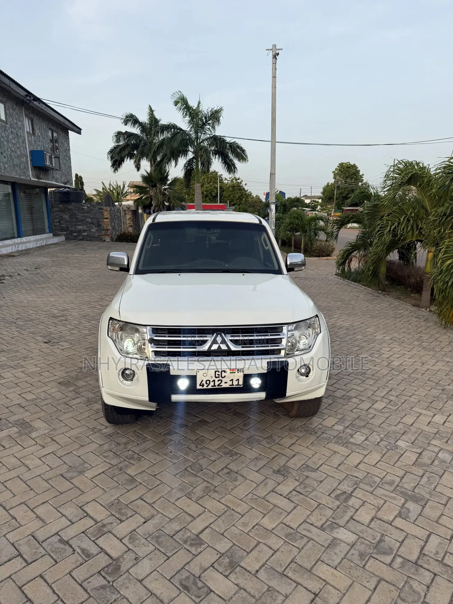 Mitsubishi Pajero 3.0 2011 White
