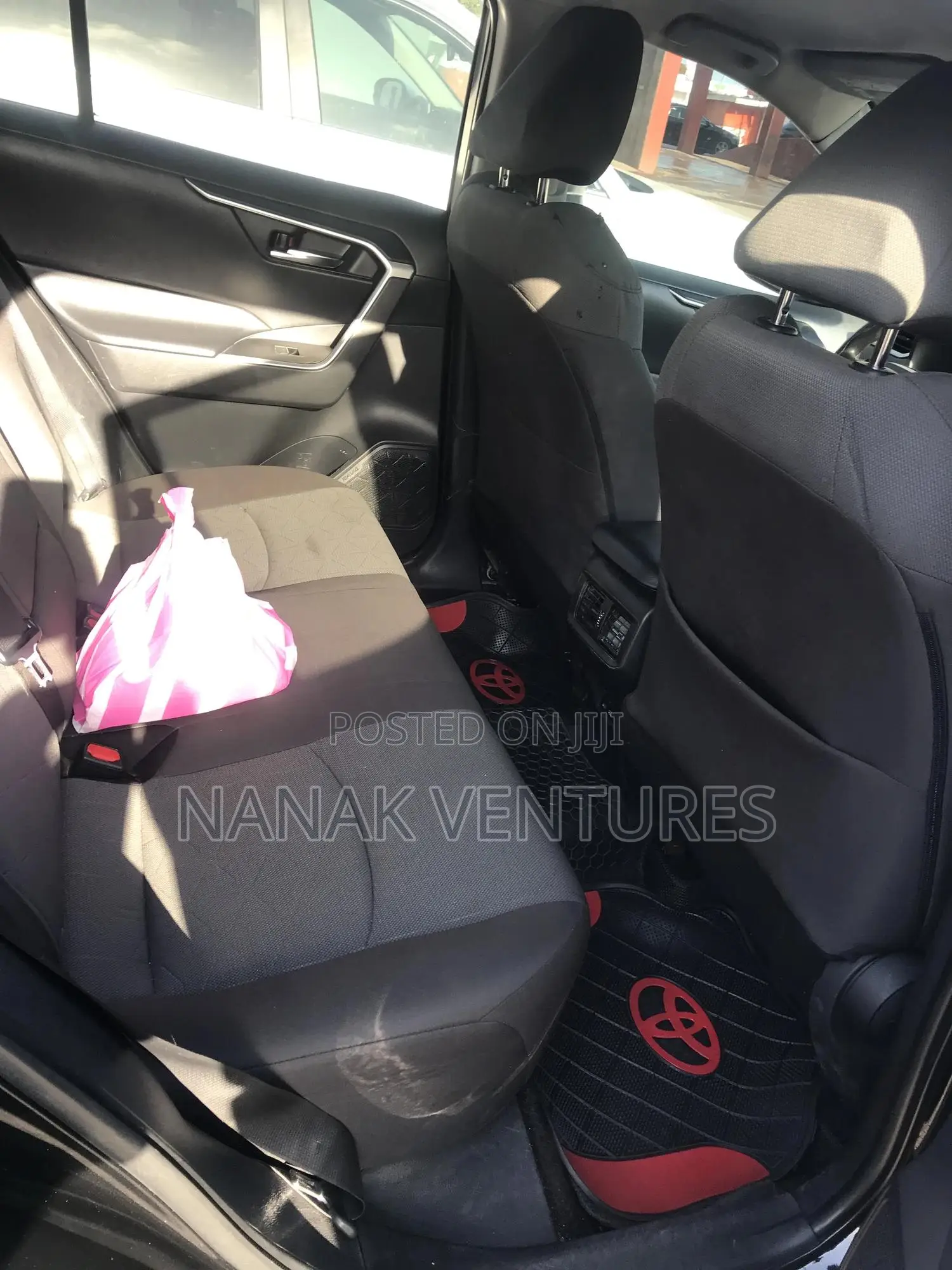 Toyota RAV4 LE 2022 Black