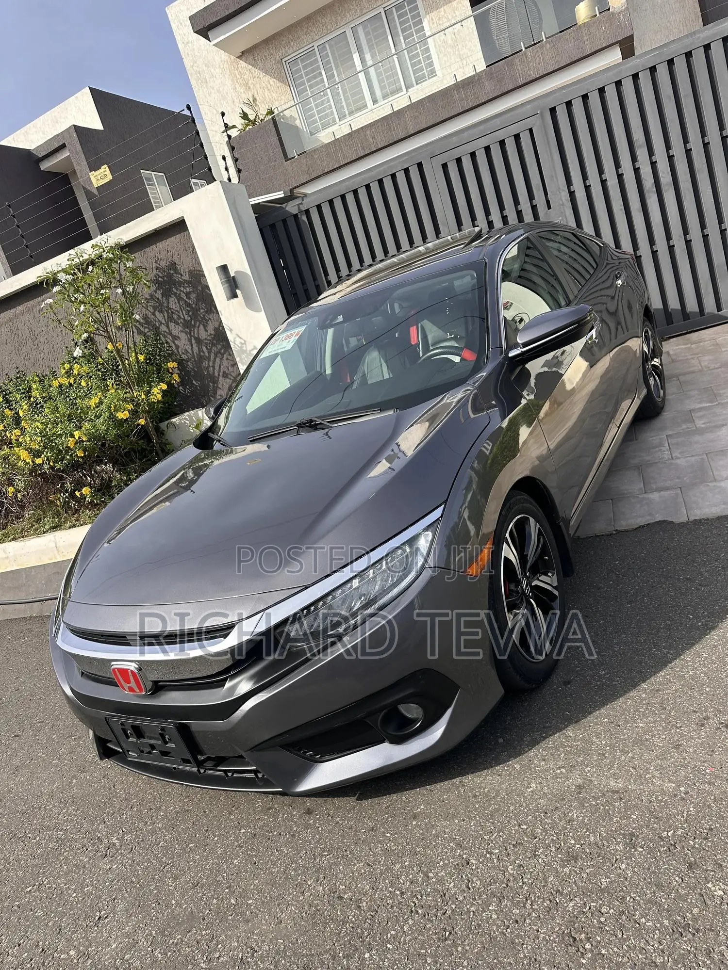 Honda Civic Touring 4dr Sedan (1.5L 4cyl) 2017 Silver