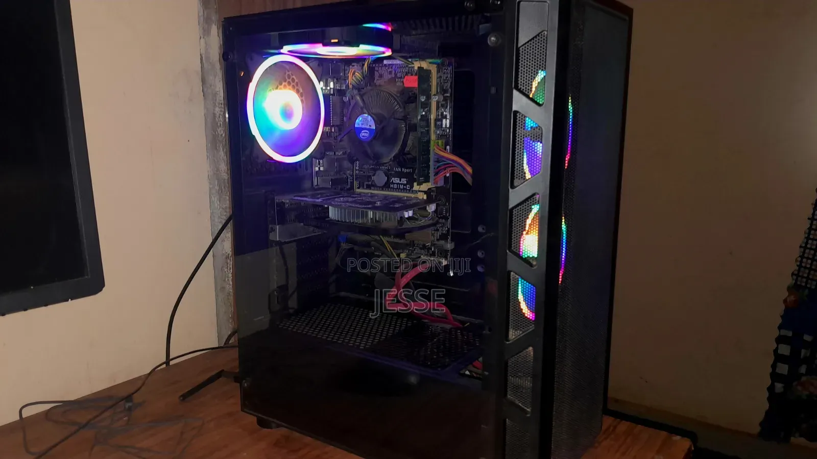 Desktop Computer 8GB Intel Core i5 SSD 256GB