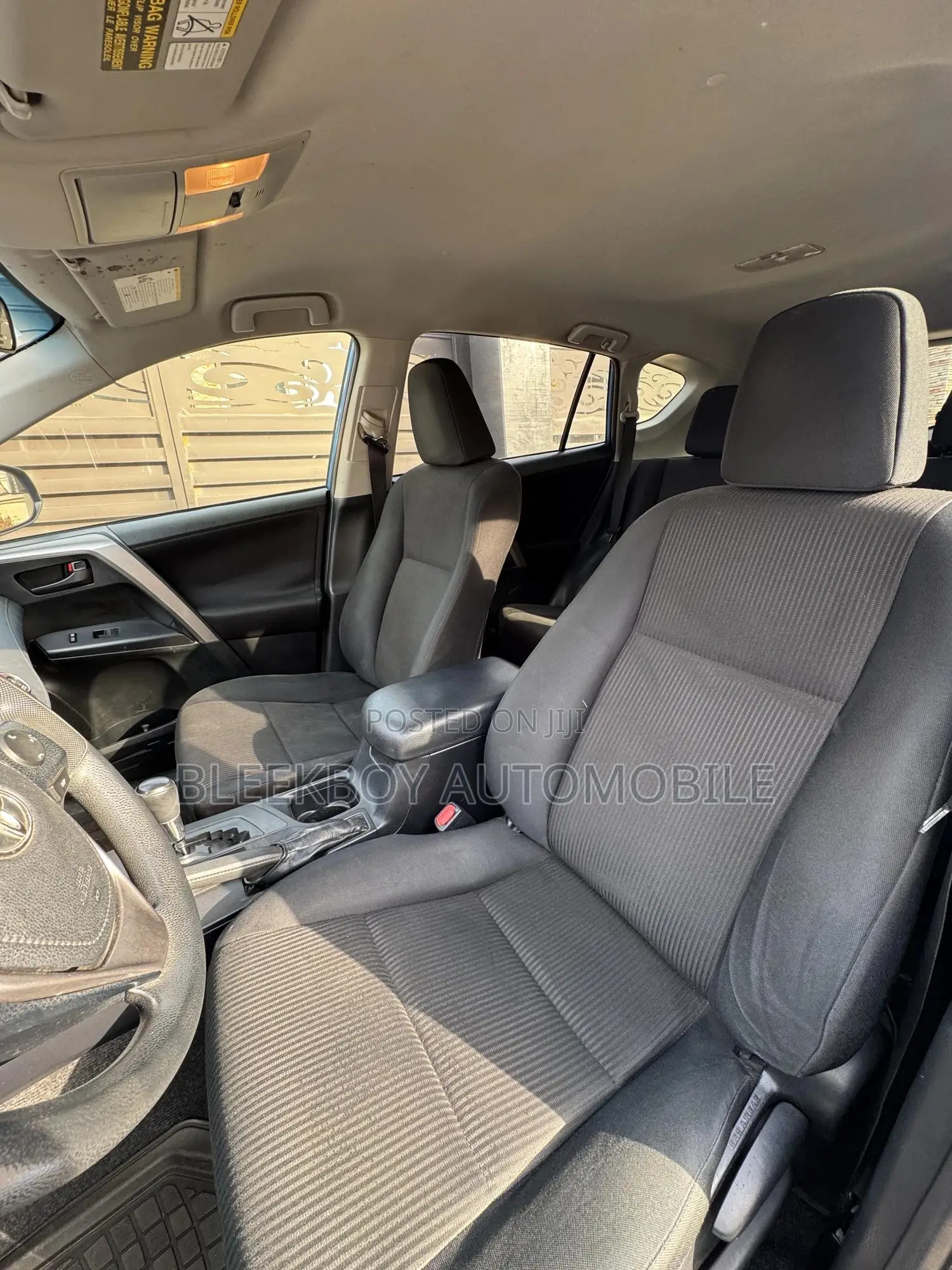 Toyota RAV4 LE AWD (2.5L 4cyl 6A) 2016 Blue