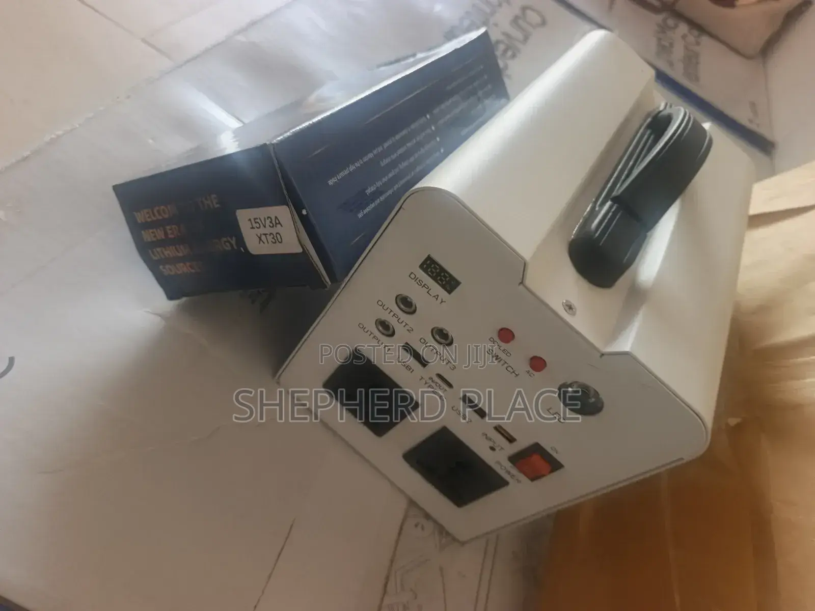 Sparkle 300w Rechargeable Power Station With Solar Panel