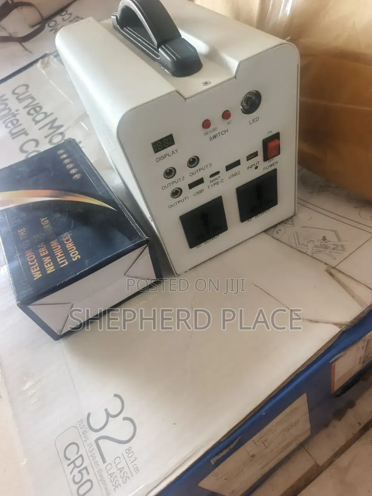 Sparkle 300w Rechargeable Power Station With Solar Panel