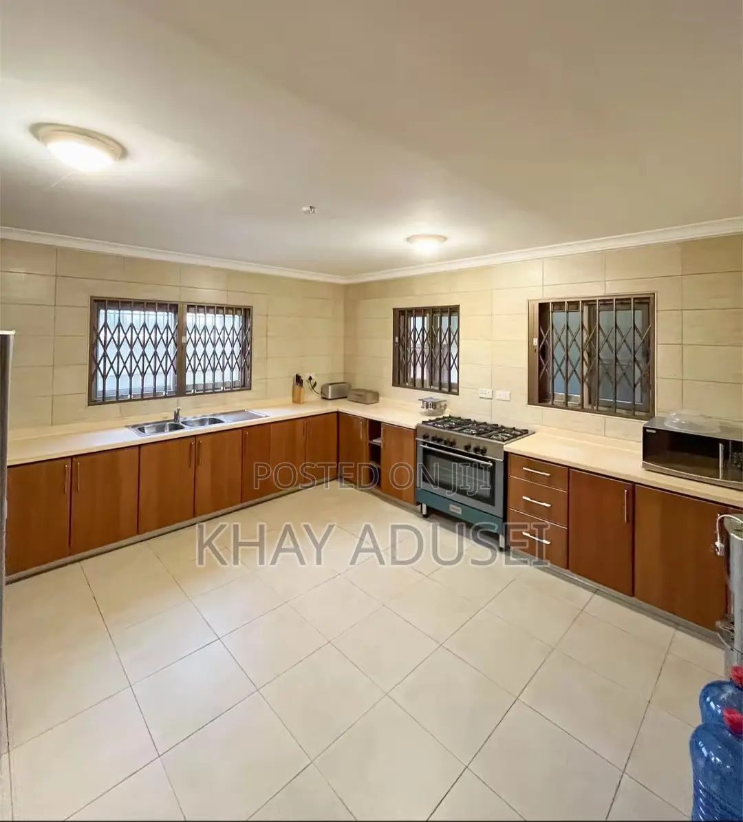Fully Furnished Self Compound 3 Bedroom House