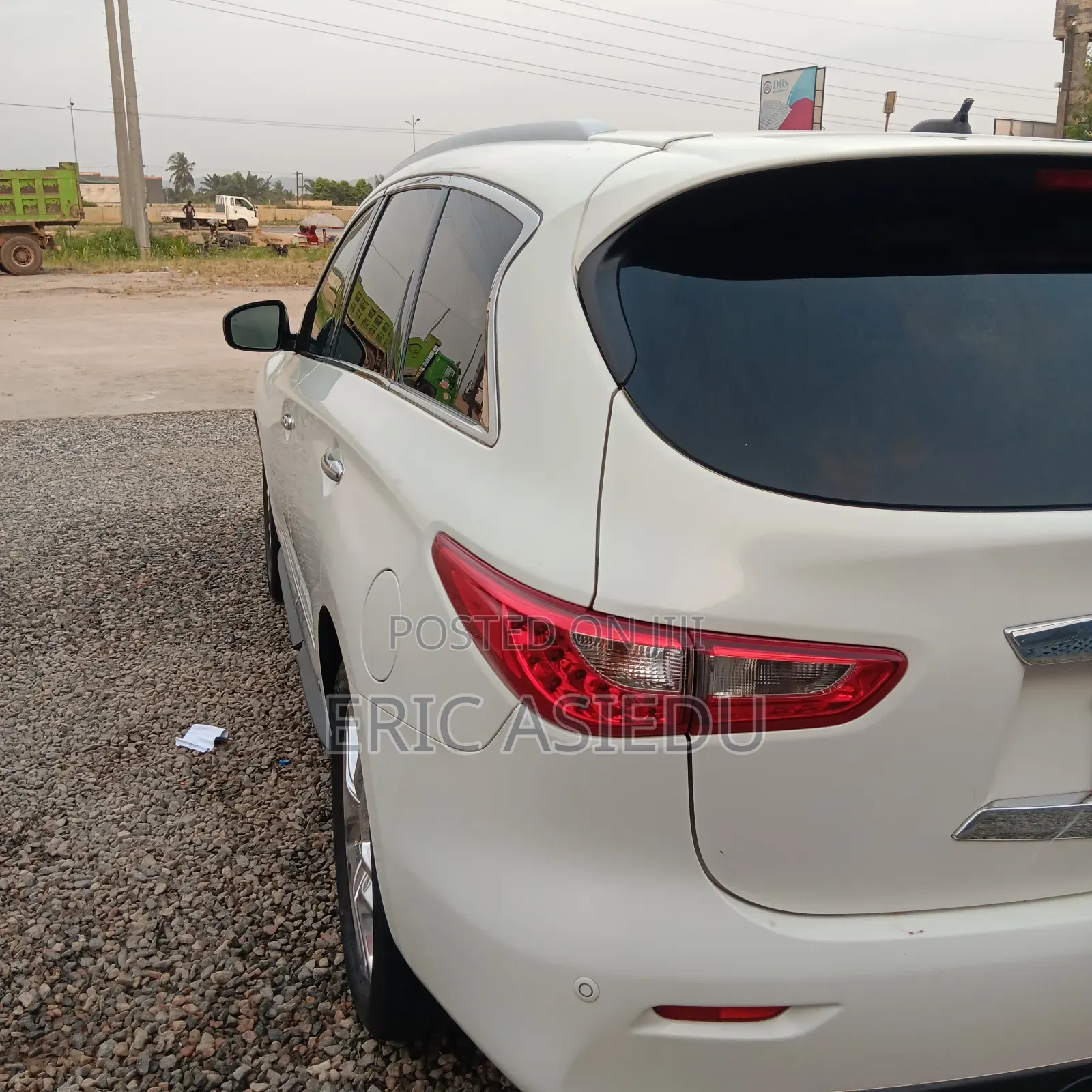 Infiniti JX 35 2013 White