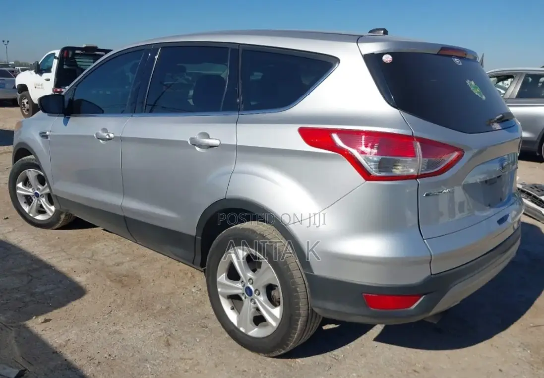 Ford Escape SE 4x4 2016 Gray