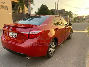 Toyota Corolla 2016 Red