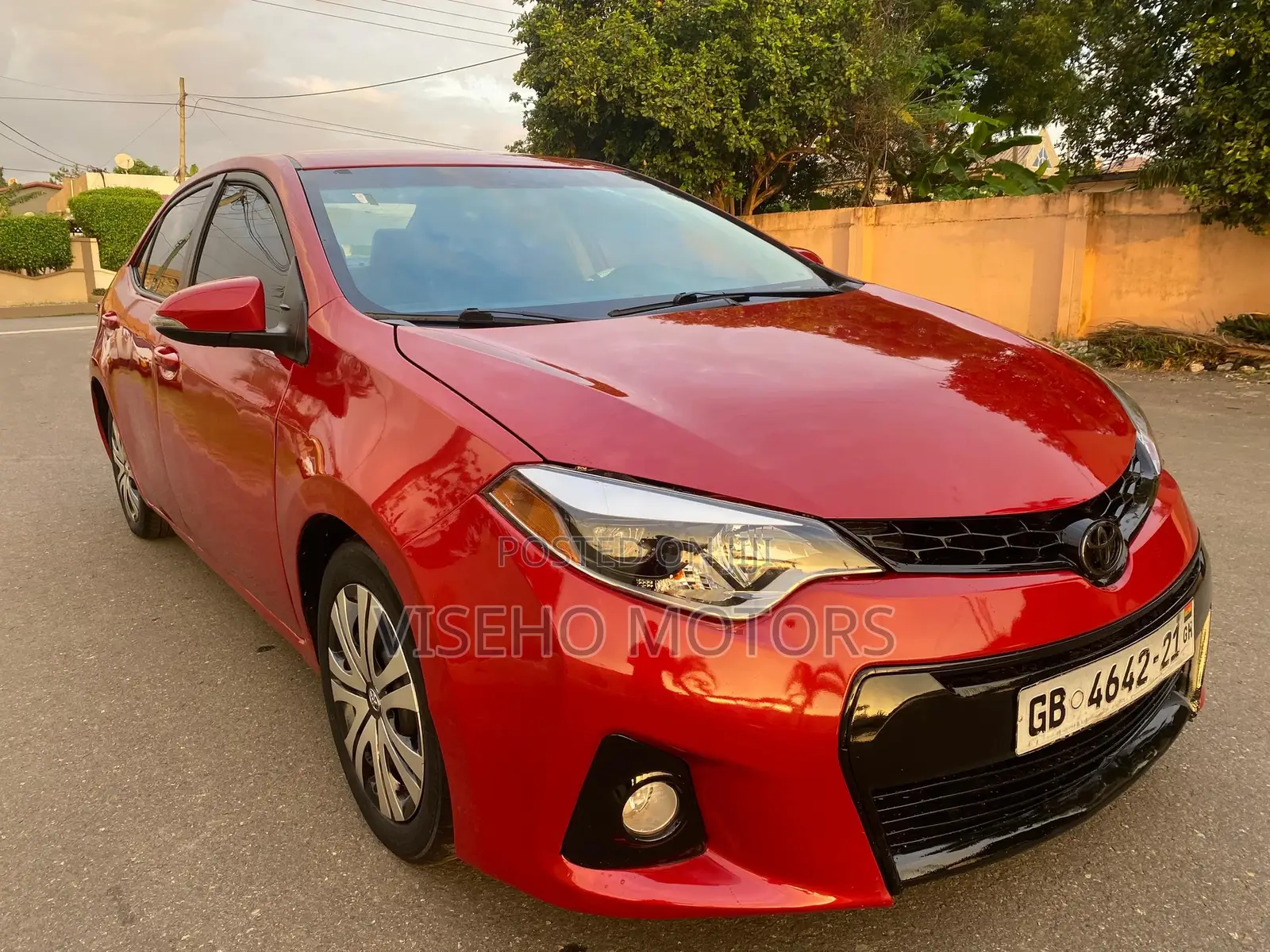 Toyota Corolla 2016 Red