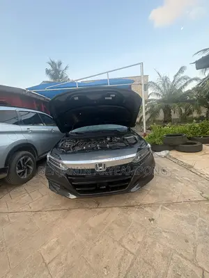 Honda Accord LX 2018 Gray
