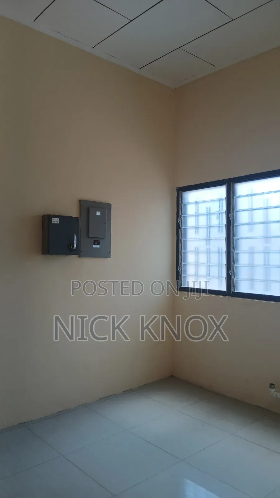 5bdrm Apartment in Teshie Nungua, Addogonno for rent