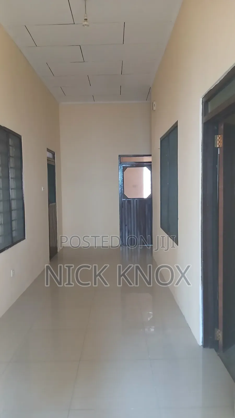 5bdrm Apartment in Teshie Nungua, Addogonno for rent