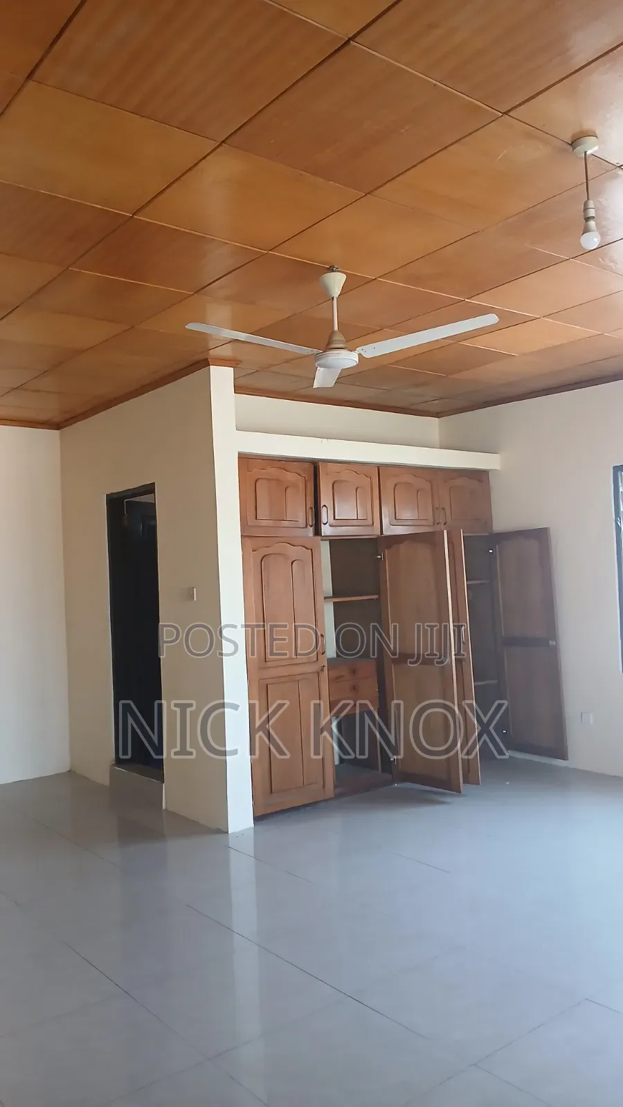 5bdrm Apartment in Teshie Nungua, Addogonno for rent