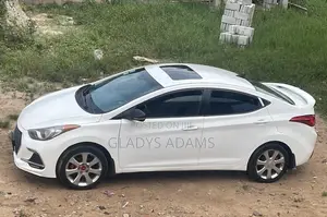 Hyundai Elantra Limited Sedan FWD (1.8L 4cyl 6A) 2013 White