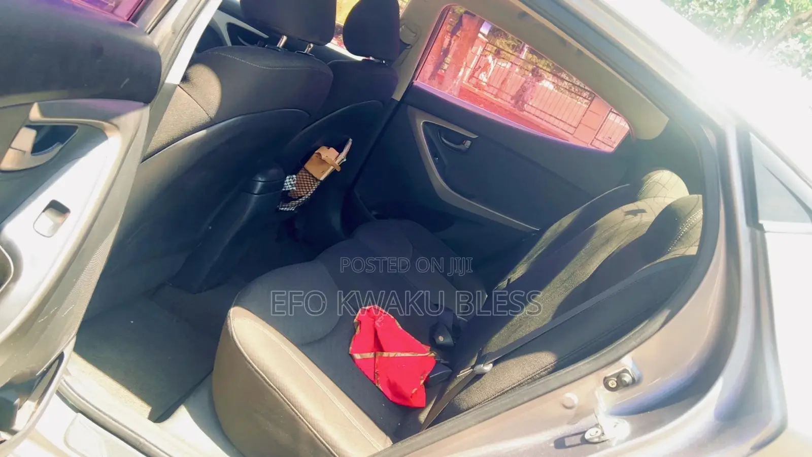Hyundai Elantra SE 4dr Sedan (1.8L 4cyl 6M) 2015 Silver