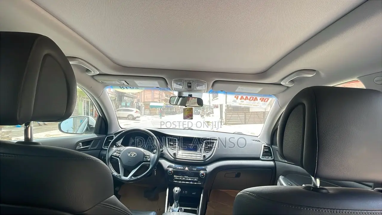 Hyundai Tucson 2017 White