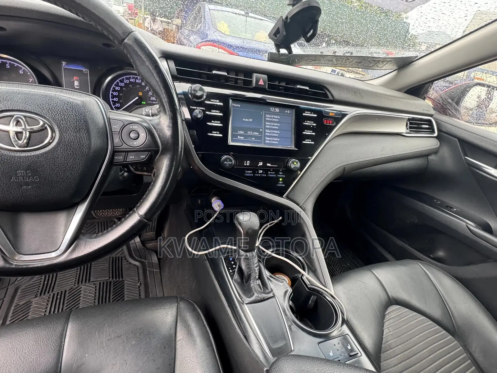 Toyota Camry SE FWD (2.5L 4cyl 8AM) 2018 Red