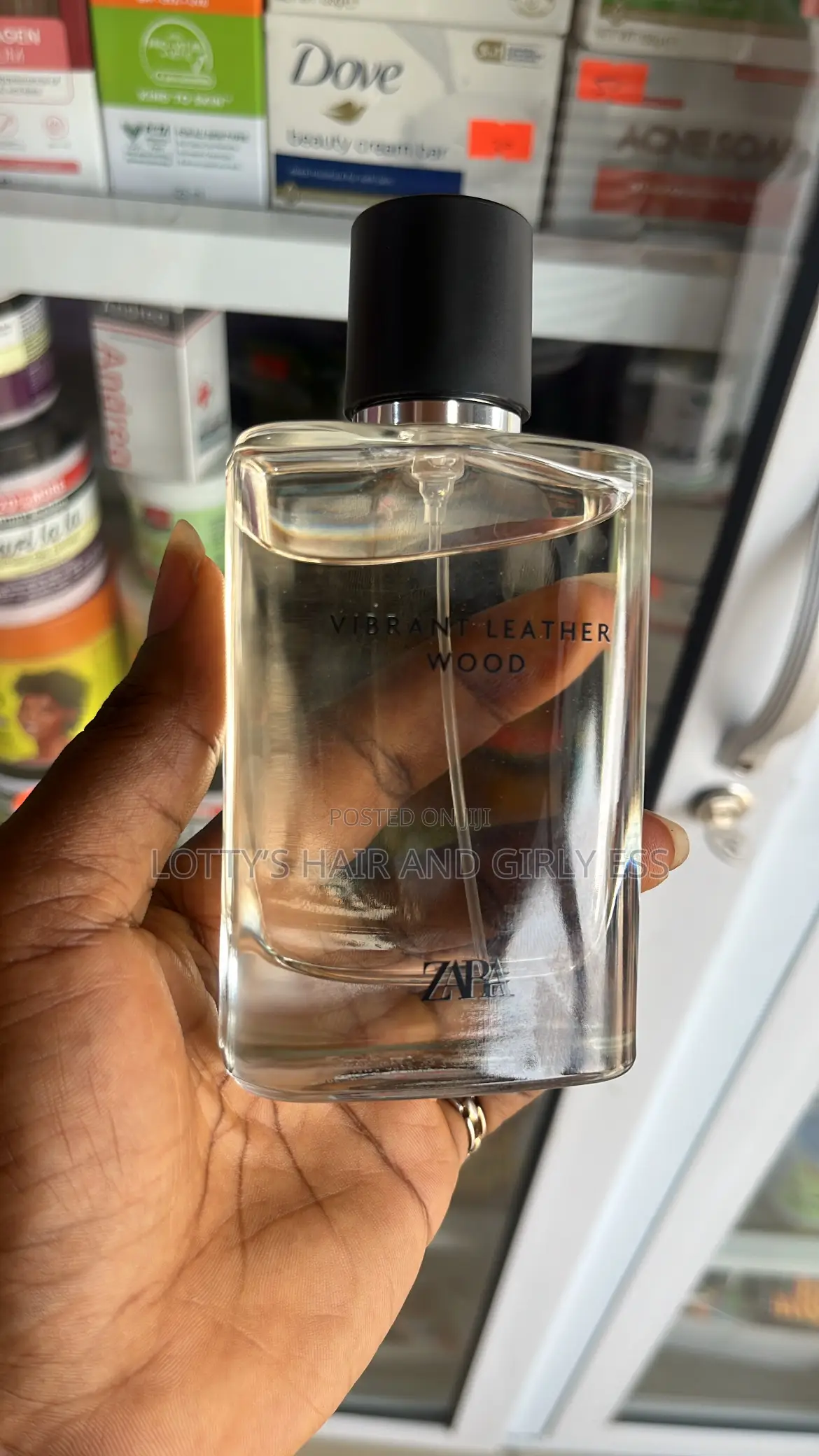 Zara Vibrant Leather Wood Eau De Parfum 