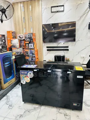 Brand New Black 400l Chest Freezer Nasco