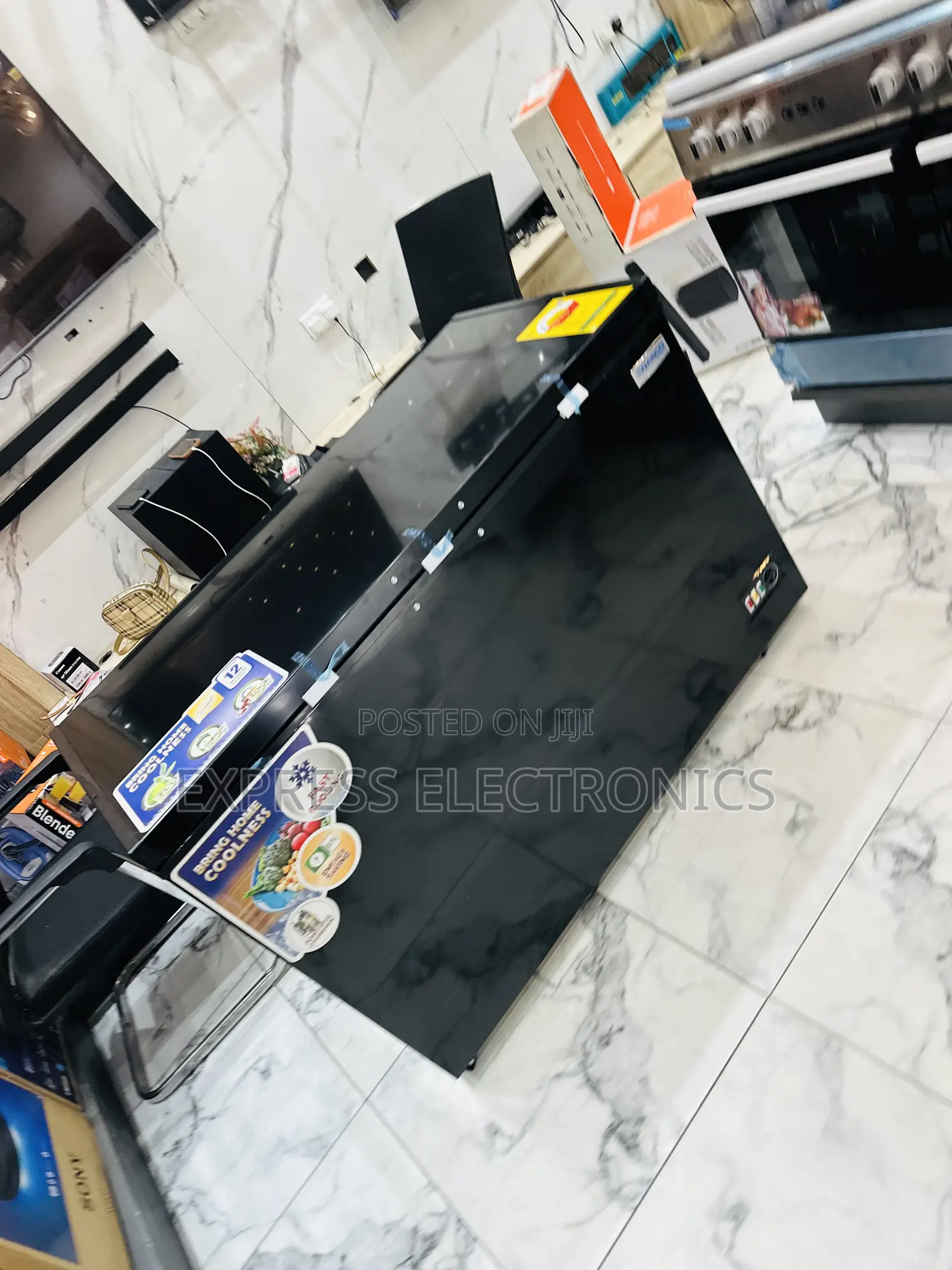Grab the New Black Chest Freezer Nasco 400l Nasco