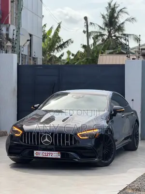 Mercedes-Benz AMG GT 2022 Blue