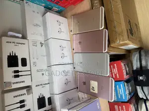 Apple iPhone 6s Plus 64 GB Gold