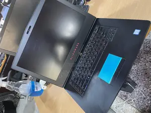 Laptop Alienware 15 R3 16GB Intel Core i7 HDD+SSD 1T