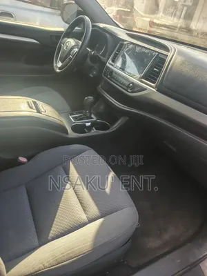 Toyota Highlander LE 4x2 (2.7L 4cyl 6A) 2017 Brown