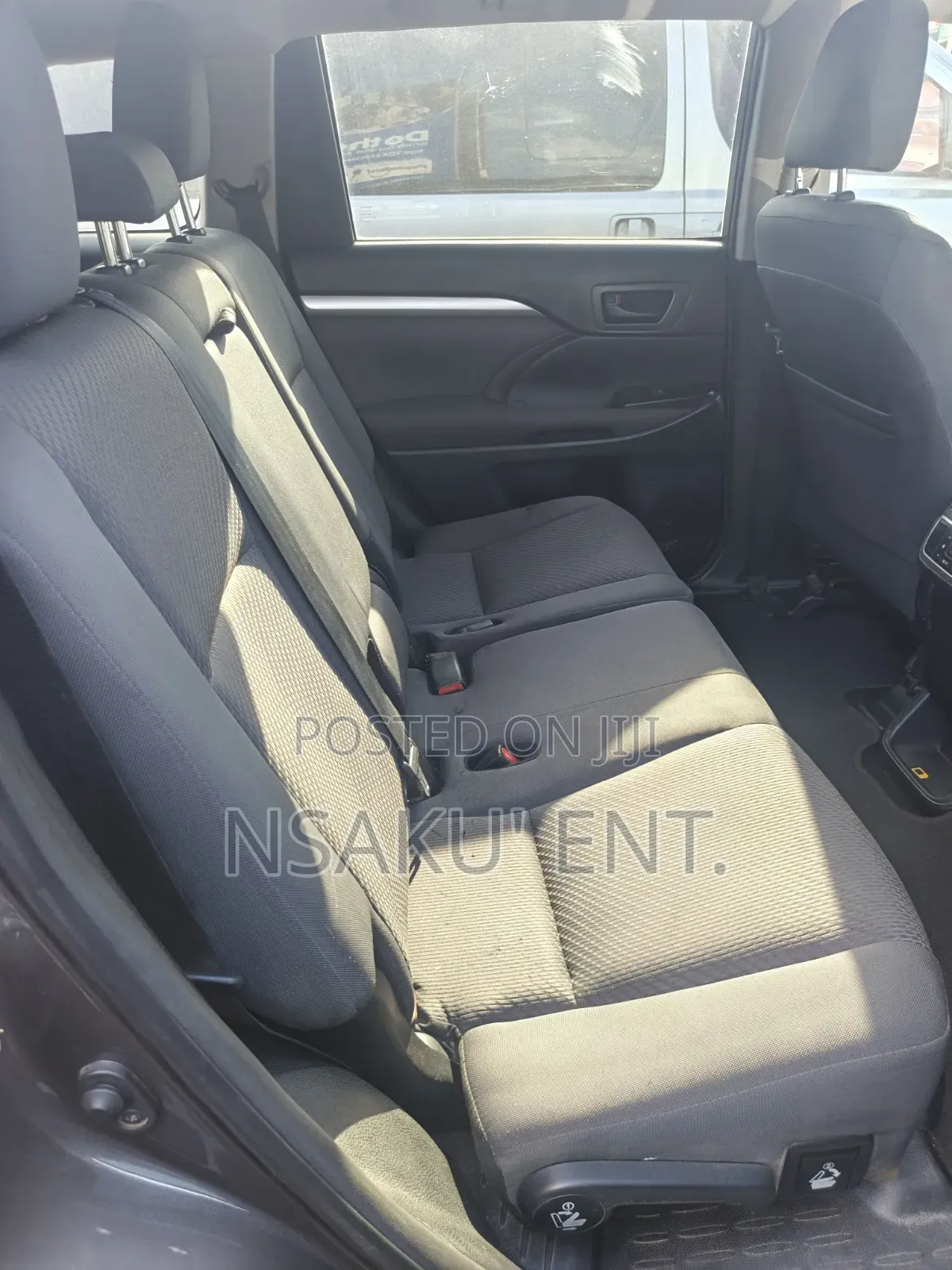 Toyota Highlander LE 4x2 (2.7L 4cyl 6A) 2017 Brown