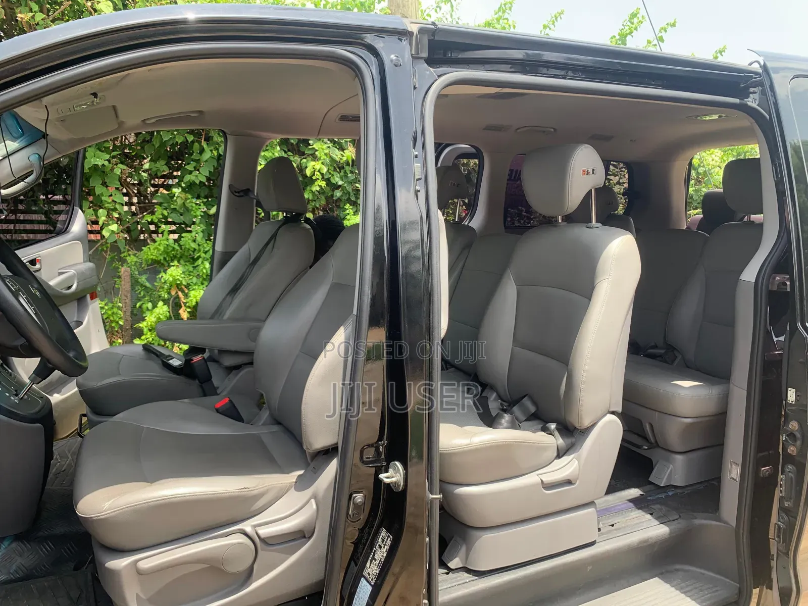 Hyundai Starex 2018 Black