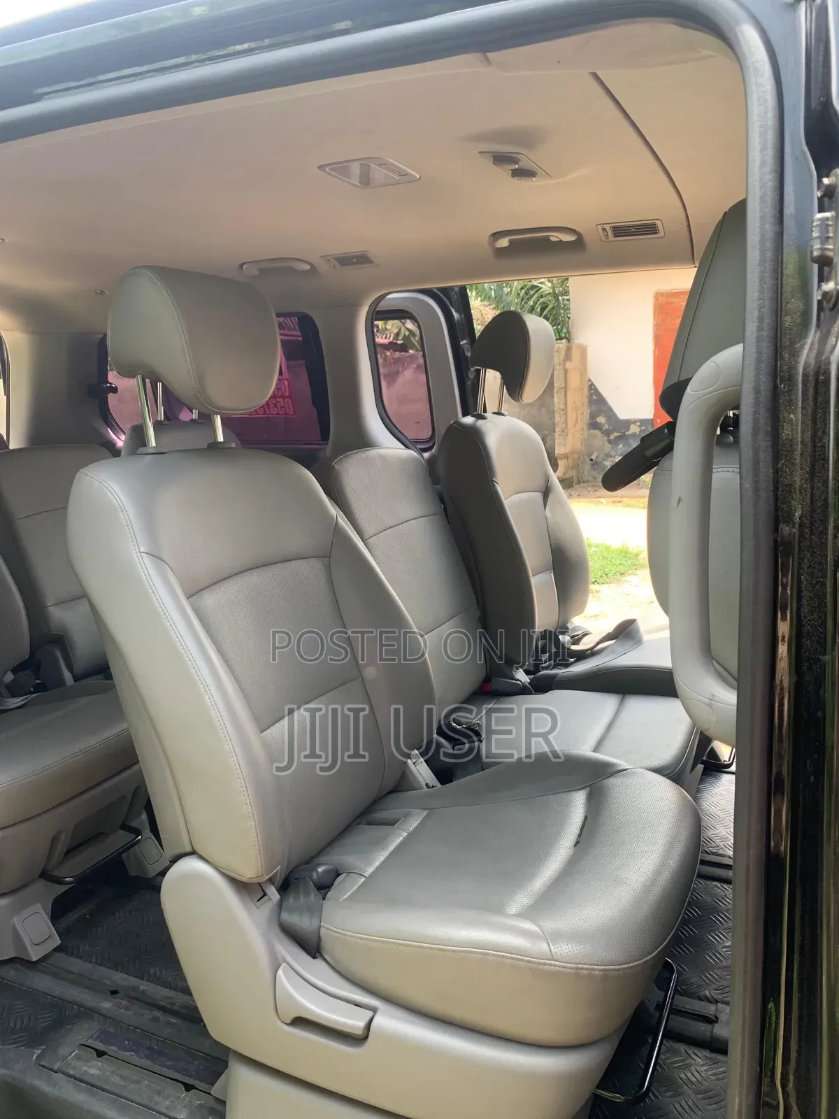 Hyundai Starex 2018 Black