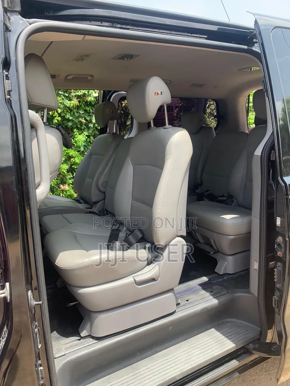 Hyundai Starex 2018 Black