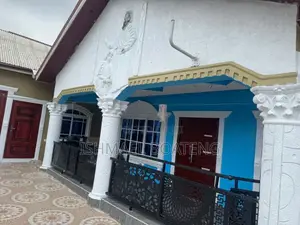 5bdrm House in Kwabre for sale