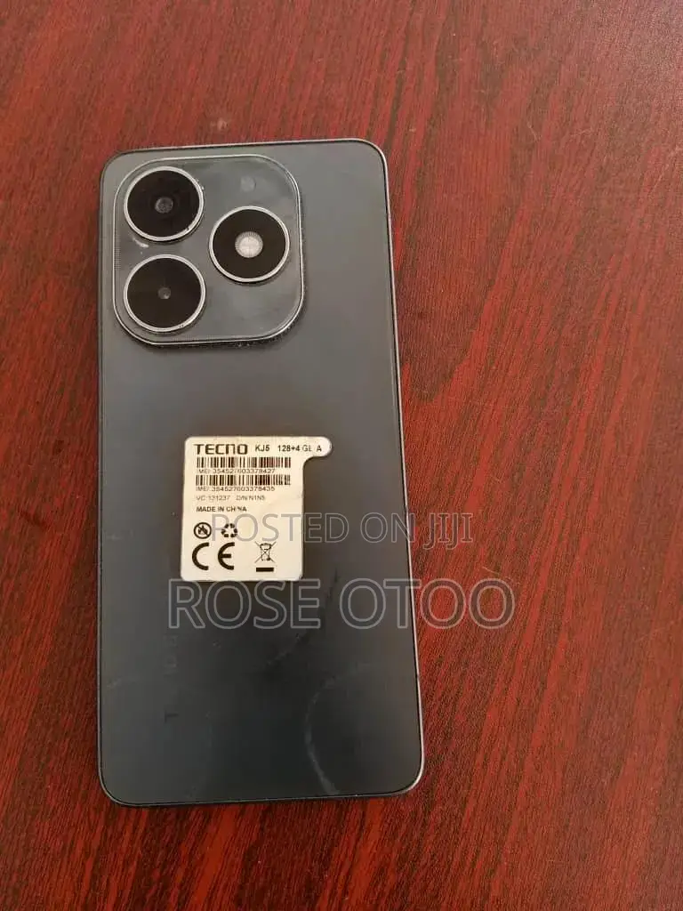 Tecno Spark 20 128 GB Black