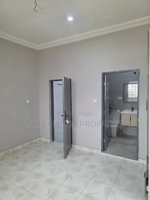 2bdrm Duplex in Accra Metropolitan for rent