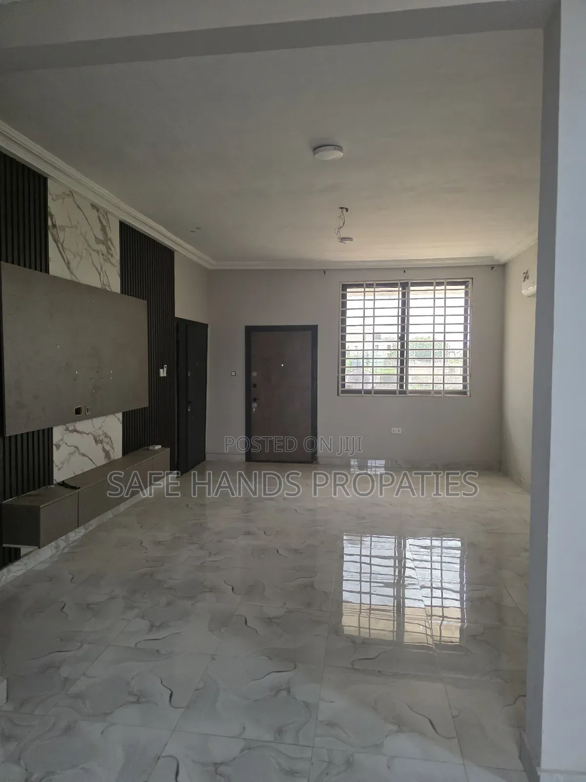 2bdrm Duplex in Accra Metropolitan for rent