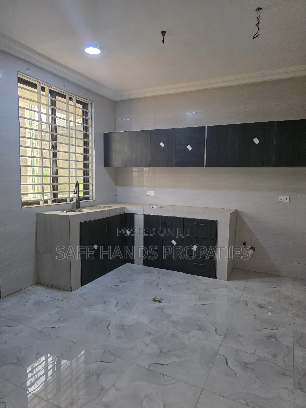 2bdrm Duplex in Accra Metropolitan for rent