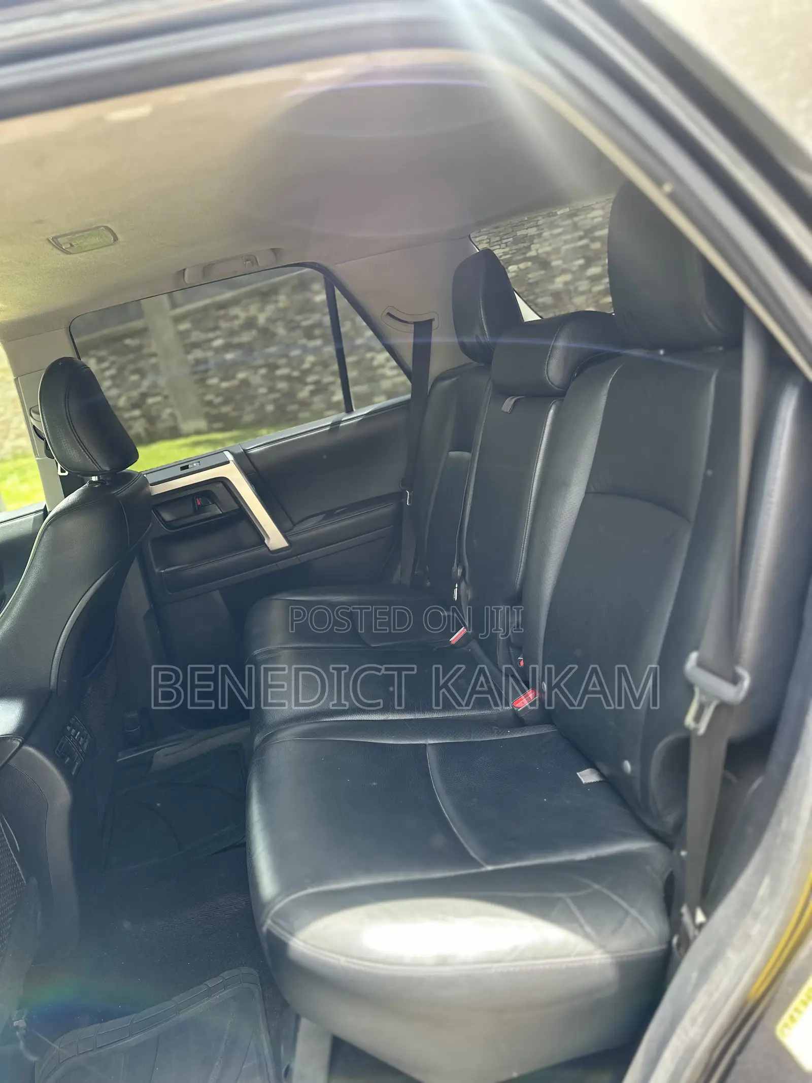 Toyota 4-Runner Limited 4WD 2011 Gray