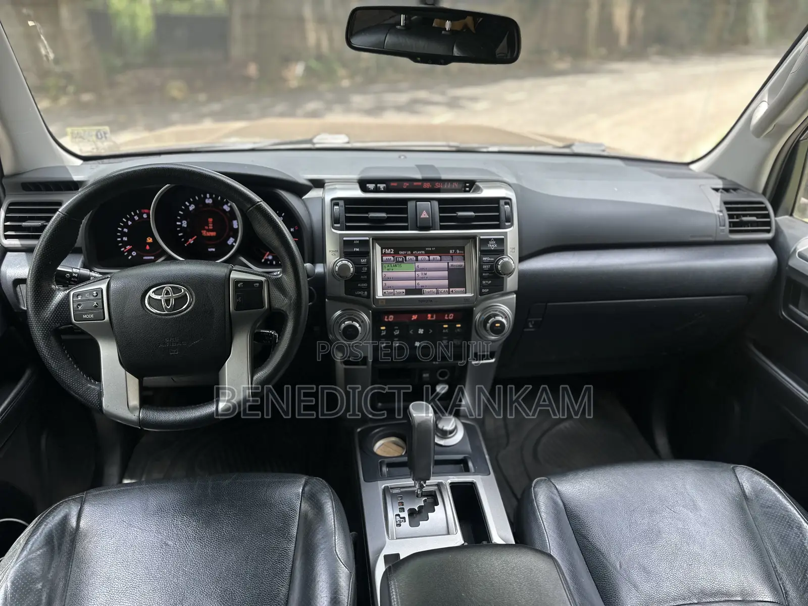 Toyota 4-Runner Limited 4WD 2011 Gray