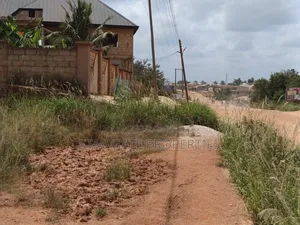 Plot Highway Road Side ( Kenyasi Antoa/ Bonwire Road)
