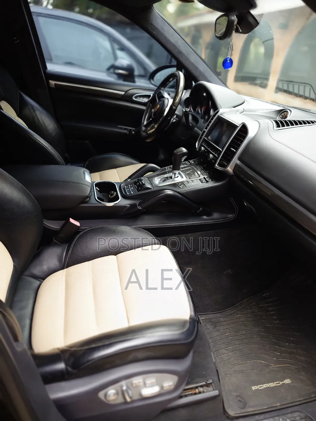 Porsche Cayenne 2016 Black