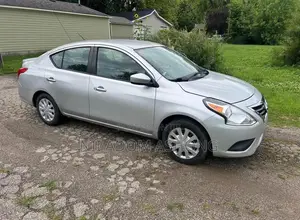 Nissan Versa 1.6 S 2018 Silver