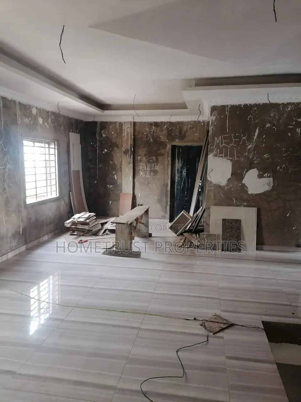 5bdrm Duplex in Amasaman Sapeiman for sale