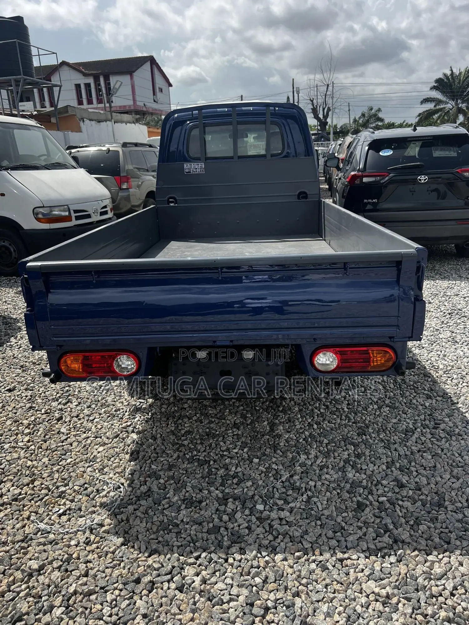 Kia Bongo Track