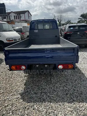 Kia Bongo Track