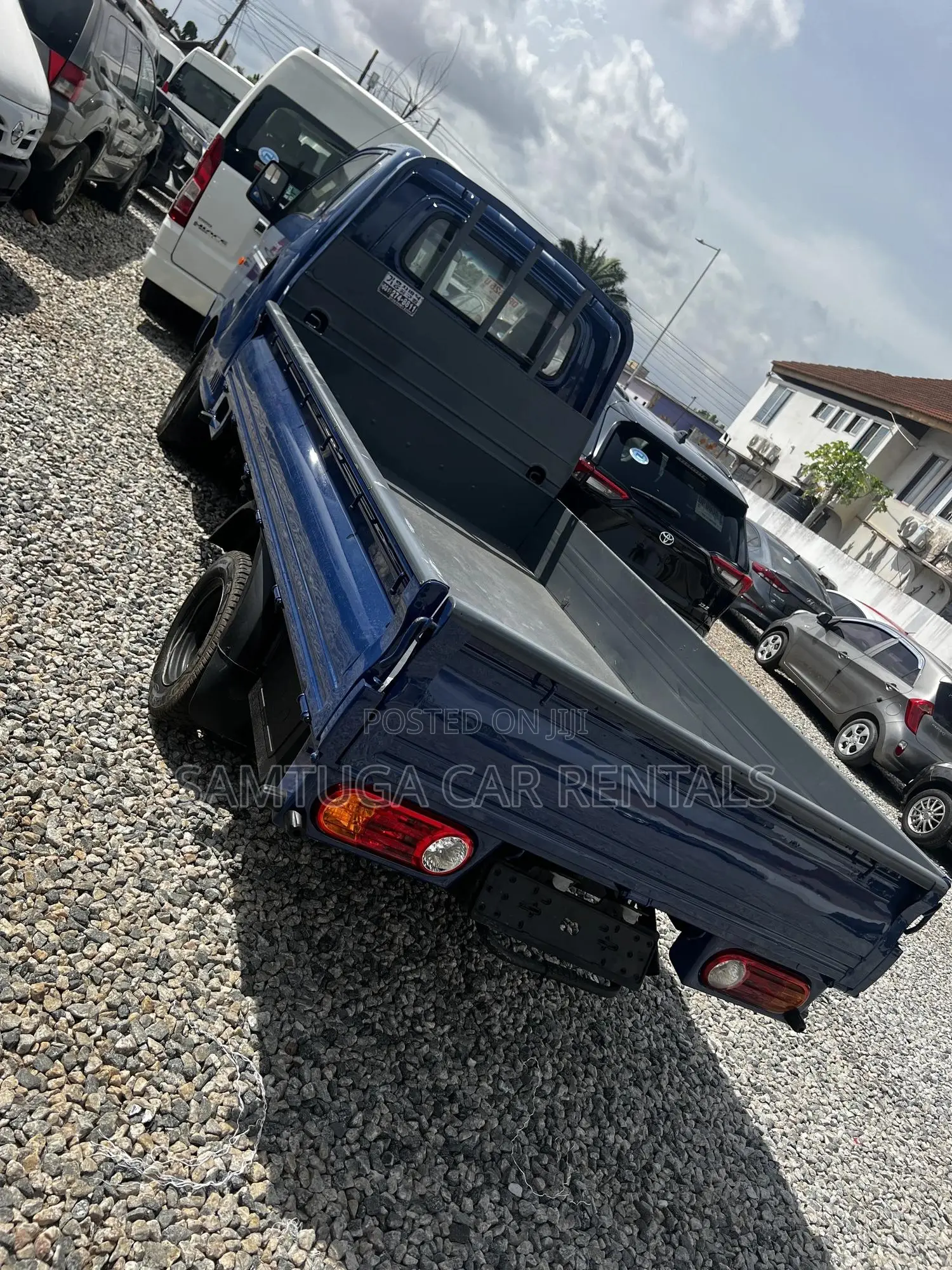 Kia Bongo Track